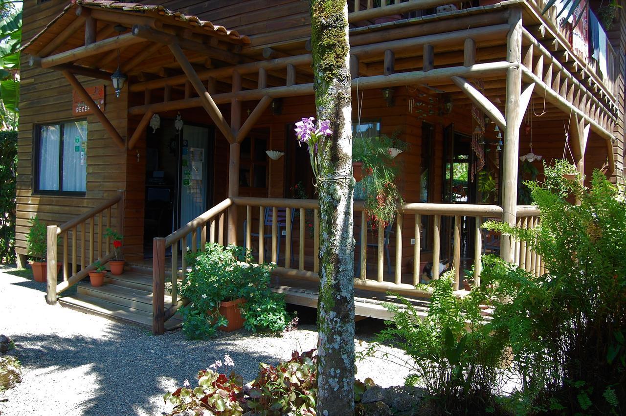 Casa Marcellino Lodge Cahuita Esterno foto